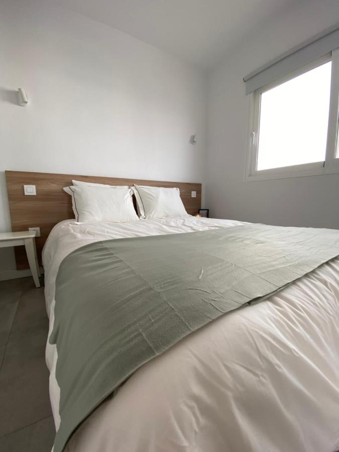 Apartamento Suite Blue Sea カレタ・デ・ファマラ エクステリア 写真